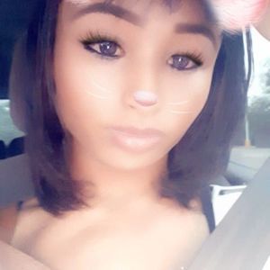 Meet your Posher, Shampagne